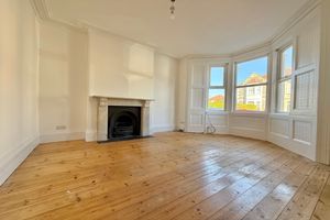 Additional Reception Room- click for photo gallery